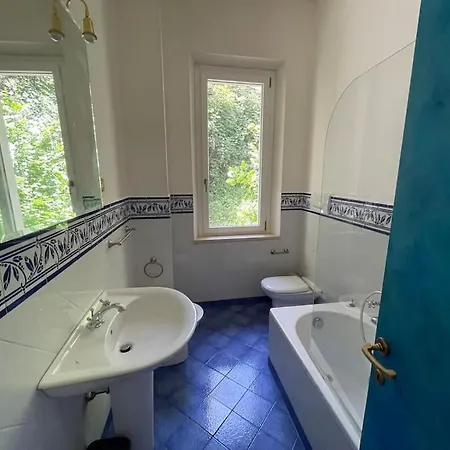 Mens Sana - Casa Grande Per Gruppi Nel Apartment